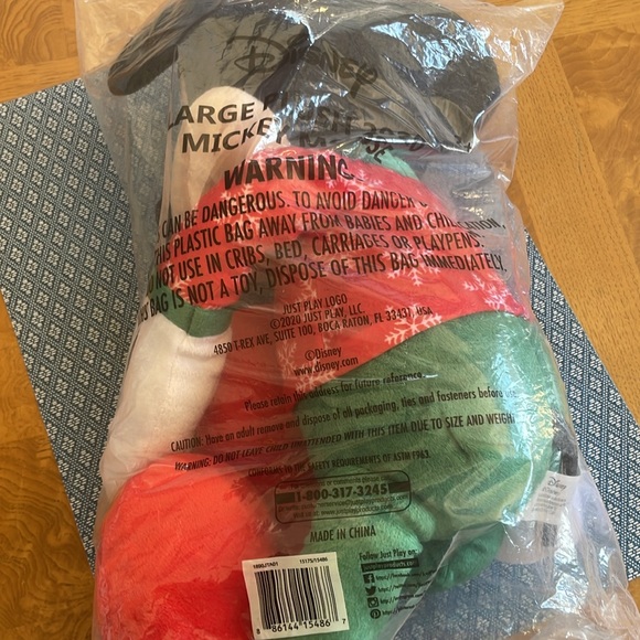 Disney Mickey Mouse plush 2020 - Picture 5 of 5